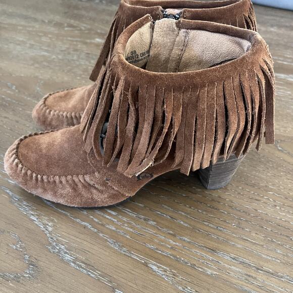 Born Boots Womens Size 7 Brown Suede Fringe Western Chunky Heel Shoes Festival - Picture 3 of 10